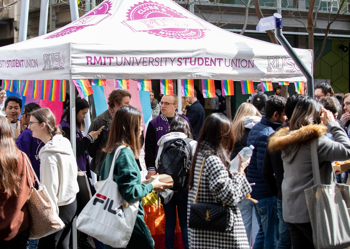 RMIT's tweet photo. It was great to have #RMITPride 2022 back in person! From BBQs to barbershops, we loved seeing all the events and discussions that were held and the pride displayed around campus.
To continue the conversation, and find LGBTQIA+ resources, click here: https://t.co/bs4pgAzuEL https://t.co/gBFCouQUyg