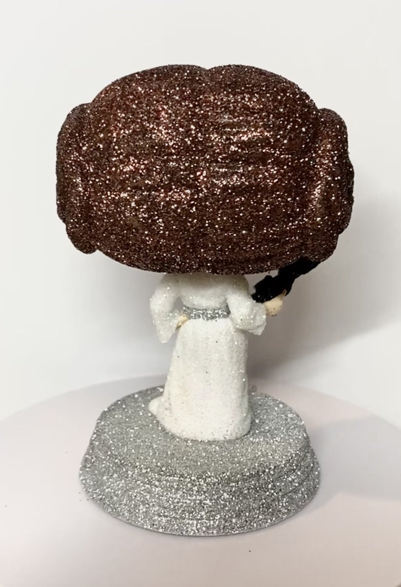 PopsRewind's tweet photo. Might as well go ahead and update you all on our upcoming @NY_Comic_Con exclusive customs!
Diamond Leia Custom: limited to only 11 pieces at $100 each!
Diamond Darth Vader Custom: limited to only 6 pieces at $150 each!
And more to come!!
#funko #NYCC #customfunko #starwars https://t.co/ipspjQQCxA