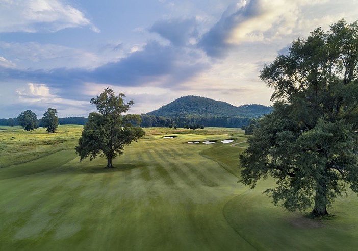 golfers_reviews's tweet photo. Golf review - ๐บ๐ธ FarmLinks Golf Club
Tags: #golf #golfing #golfcourse #beautifulGolfcourses #golfcourseReview #golfIsfun #golfcourseOfTheDay #golflifeStyle #farmLinksGolfClub #golfUSA #golfNorthAmerica
Twitter: @pursellfarms
Played it? Rate it! https://t.co/6kQex3xOG8 https://t.co/9Z3DJAqA9v
