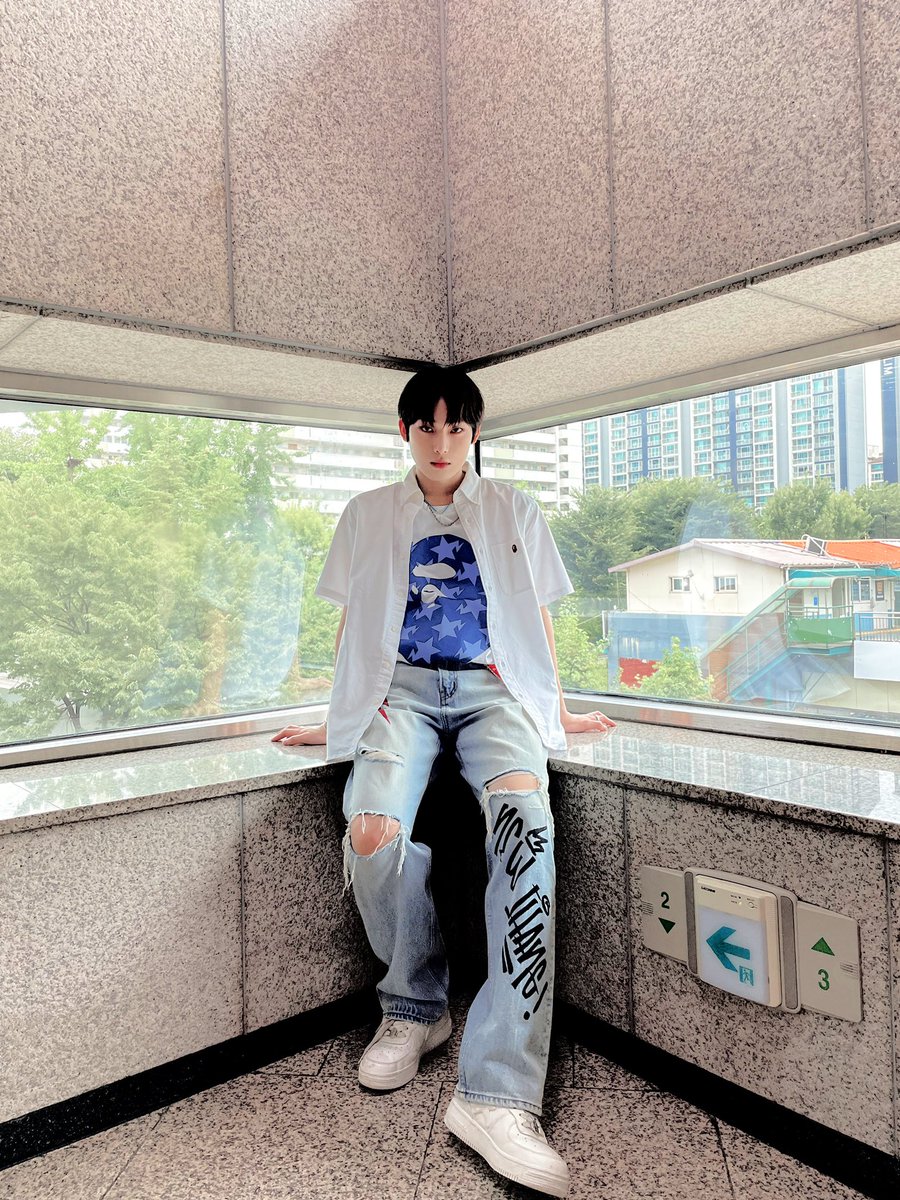 1SNKM's tweet photo. ⠀
⠀
🦊ꦂ动dde᧑nᥙﾑnew۵͜ᥙρᑯᥝte
  emgene, enhypen ile bir  dön
  emşn daha sonuna  geldiğini
  z için nasıl  hissediyorsunuz?
  sanki yeni şarkımız olan  futu
  re perfect dün yayımlanmış g
  1SNKM's▸▸ᑯᥝilɣ••❪06 sep❫
ᅠ
ᅠ https://t.co/s1TvxCZJoK