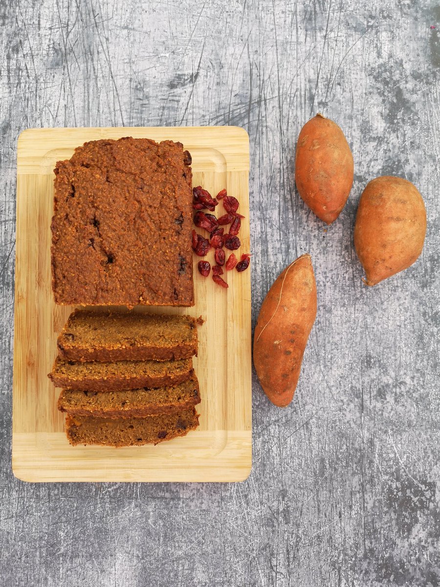 nutrisnapper's tweet photo. Leftover Sweet Potatoes 🍠🍠 why put to waste. So we make you Sweet Potato Bread. Great taste food💋 #foody #headiesaward2022 #nutrisnapper #Health #HealthyFood #colourful #colourfulfood #art #artinstagram #recipes #happyfood #yummy #tasty #vegan #famous #actor #book #healthy https://t.co/fURX0FCqZa