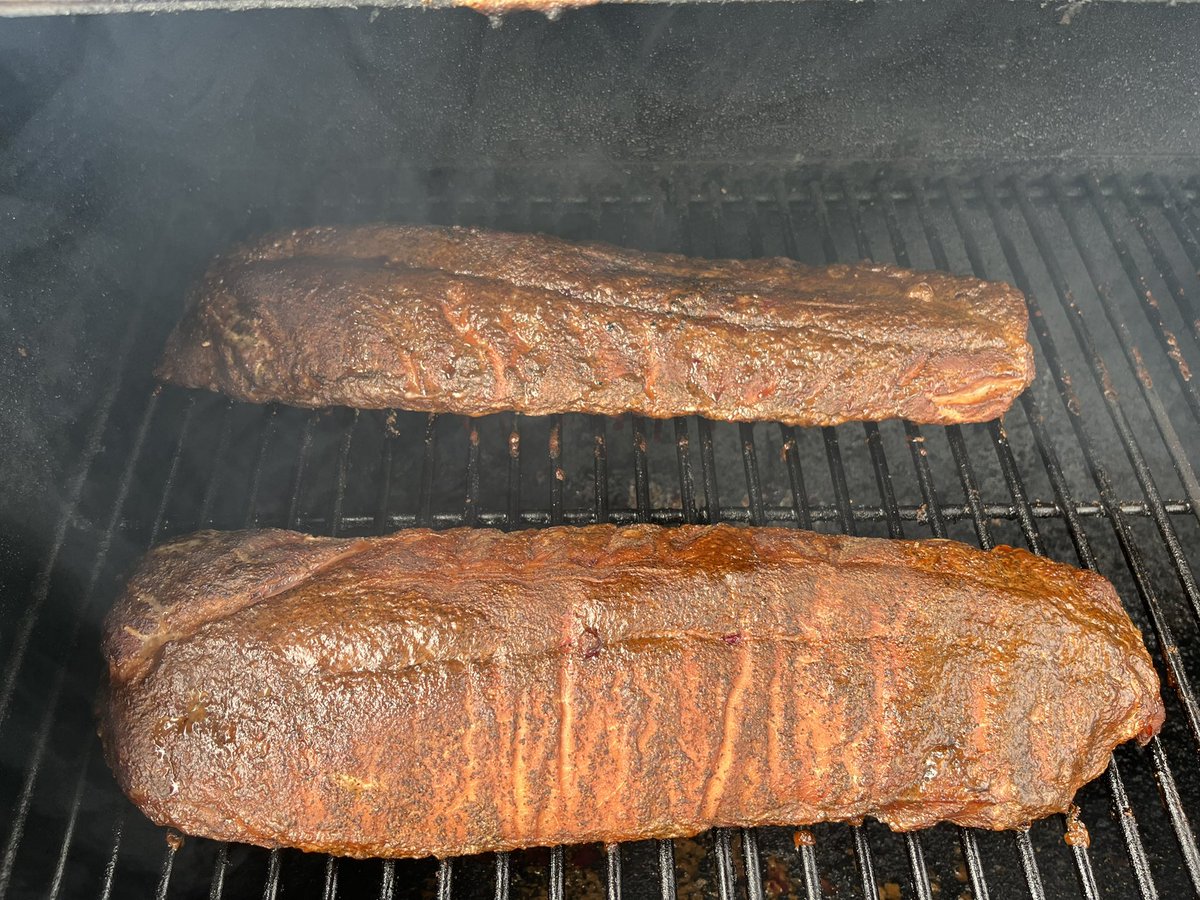 BobMorphew's tweet photo. #BBQISGOOD @RTE60BBQ @KentuckyBBQCo #RIBS #BARBECUE #CUSTOMCOOKING #PITMASTER #CHEF #FOODIE https://t.co/wybhL1MXdj