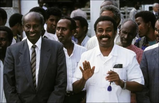 kholoudyusuf_'s tweet photo. Mujaahidin Ali Mahdi, Aidiid and their Somali speaking brother @musebiihi. Mashallah ❤️👀😂💯✊🏾 #Heroes #Liberators. #ISfamily. ❤️💚🤍🇸🇴 https://t.co/W10XHoJC6n