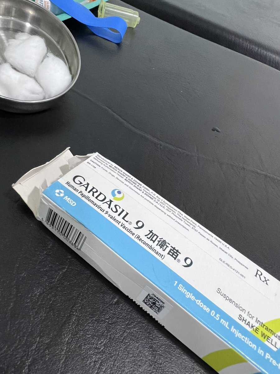 Incendiar09's tweet photo. Ang sakit para akong binottom😭 Second shot for HPV vaccine.💉💉💉
#HPV #vaccinated #seconddose https://t.co/rZImoRQ98g