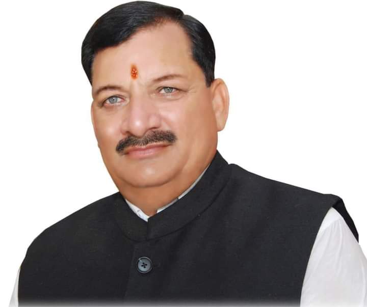 LG_ANI_DrDinesh's tweet photo. अत्यंत दुखद !

गोला से भाजपा विधायक मेरे अत्यंत प्रिय श्री अरविंद गिरी जी के निधन का समाचार अत्यंत दुखद है

ईश्वर से प्रार्थना है की दिवंगत आत्मा को सद्गति प्रदान करें ! परिवार जनो को इस संकट में दुःख सहने की शक्ति प्रदान करे !

भावभीनी श्रद्धांजलि। https://t.co/J4wf4Gqmho