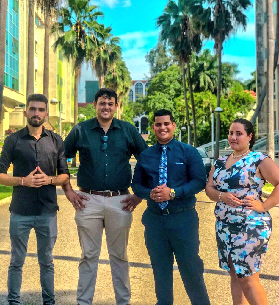 camilo_garnica_'s tweet photo. Feliz con mi equipo directivo del #IDPE. https://t.co/UaT8lJbsip