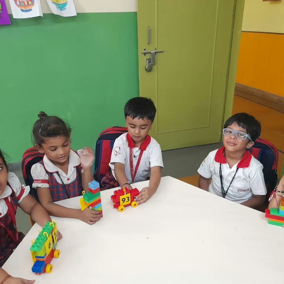 stemrobo's tweet photo. Few glimpses of Father Agnel School, Noida where students are more engaged and curious about learning educational concepts now than they were previously.
#stemrobotechnologies #stemlab #STEM #STEMeducation #roboticscentreforkids #robotics #roboticscentreforkids https://t.co/dkb0yZiCRp