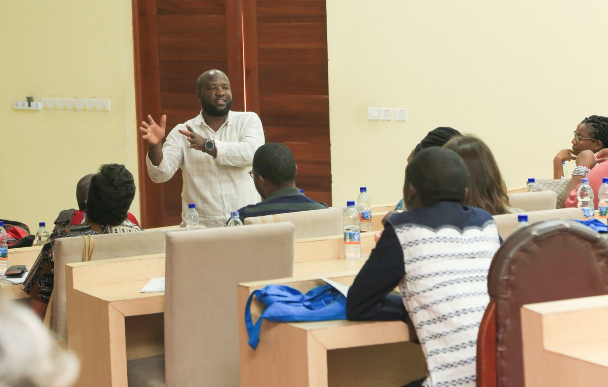 IchumbakiE's tweet photo. During the 16th #PAAinZanzibar, @MsChiku1 and I presented on our recently published research on #heritagevalues. If you need to learn more on what our arguments are read the full article https://t.co/u62PVDN0Zg and let us know what your views are. @urithiwetutz @Archaeo_UDSM https://t.co/55c20aI4Bv