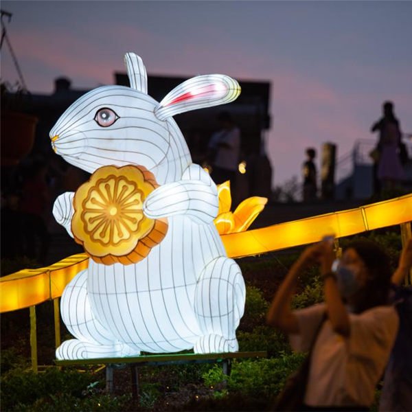 Chinacultureorg's tweet photo. Upcoming #MidAutumnFestival celebrated in #Macao https://t.co/no6AvsKjZy https://t.co/MXNzUmrGLd
