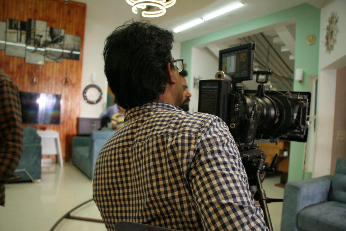 NanthaDirector's tweet photo. #KurukkuVazhi Working Stills 🎬 https://t.co/eQT7HUD9zv