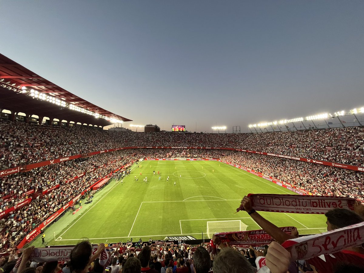 cp_cheung's tweet image. Finally beginning to head home after a great week at @E_C_S_S 2022 in Sevilla. It was a great week of science and sports, both at the conference and afterwards! #ECSS2022