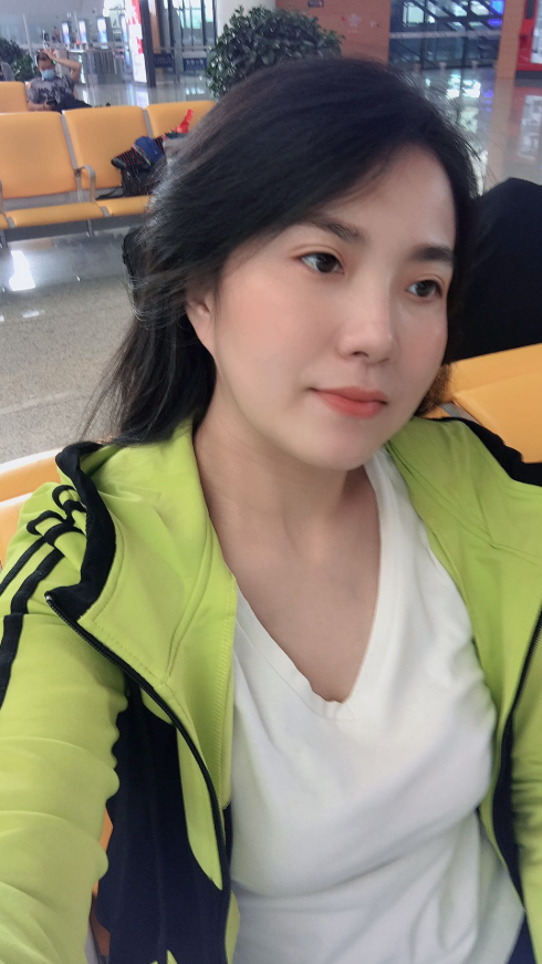 和不同的粉丝约调  真的是一种很刺激的体验😜我习惯穿小的内内😋😋