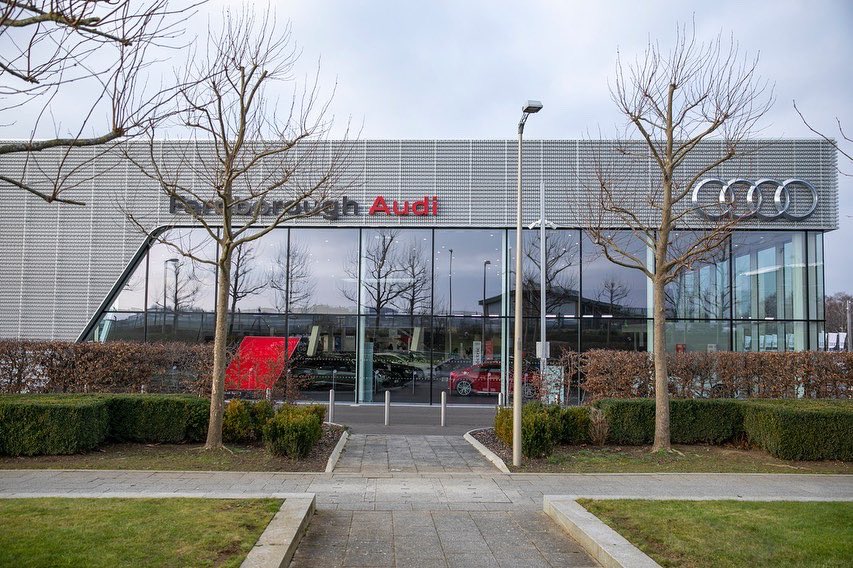 shaunjackphoto's tweet photo. Some images of the Farnborough Audi showroom. Photographed for AM Magazine. #ammagazine #lookers #lookersgroup #motoring #audi #farnborough #farnboroughaudi #cars #cartrade #magazine #carsales #trade #showroom #photographer https://t.co/kkMTPpcFJ4