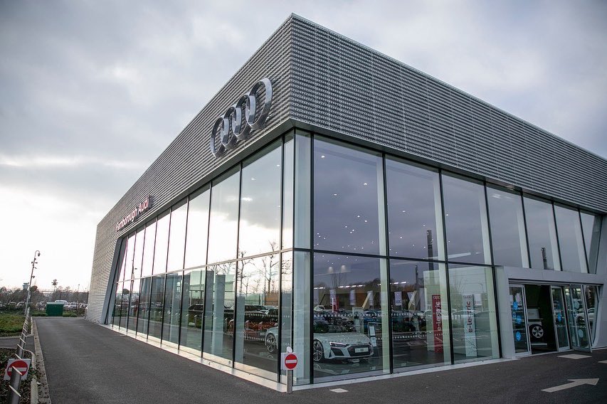 shaunjackphoto's tweet photo. Some images of the Farnborough Audi showroom. Photographed for AM Magazine. #ammagazine #lookers #lookersgroup #motoring #audi #farnborough #farnboroughaudi #cars #cartrade #magazine #carsales #trade #showroom #photographer https://t.co/kkMTPpcFJ4