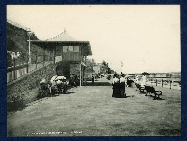 Images from a collection of twenty photographs published by C. Munday, Church Square, Cromer. 'Permanent views of Cromer and District.' More can be seen on the #NorfolkMuseumsCollections website: museums.norfolk.gov.uk/col.../collect…
#LoveCromer #LoveHistory