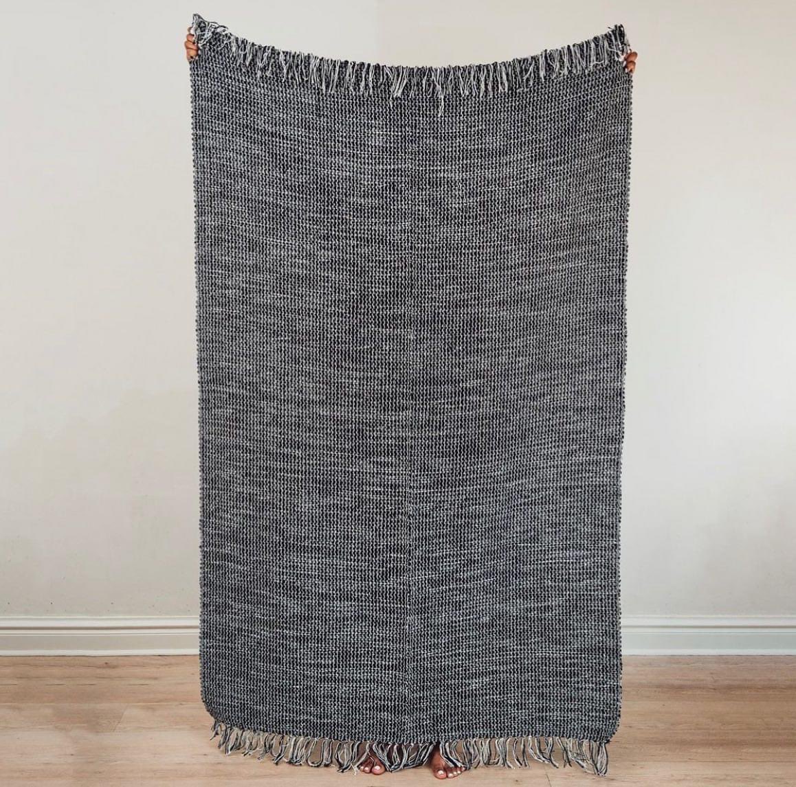 norwoodmall's tweet photo. Rugs from @pep_home Norwood Mall are just what you need to turn your house into a home!💕

#NorwoodMall #Rugs #PepHome https://t.co/hmQg2umEmM