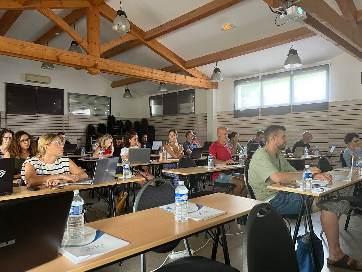 sensAIfood's tweet photo. 🗣First @sensorFINT 🌈 Training School in #Chemometrics and #DataScience #sensorFINT @INRAE_France
#Sète #France 🇫🇷 @COSTprogramme https://t.co/MNO8suuuHz
