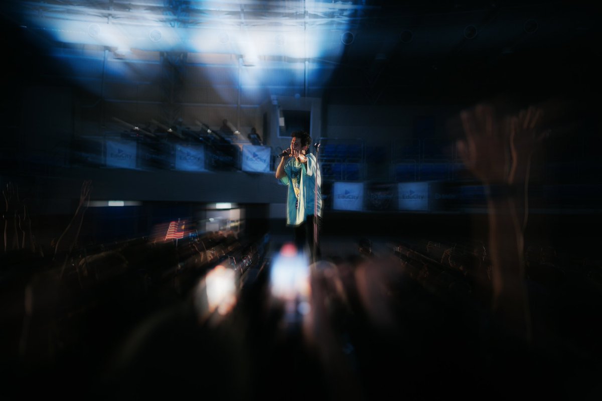 ConcertMoments3's tweet photo. https://t.co/PbF5M50tdi