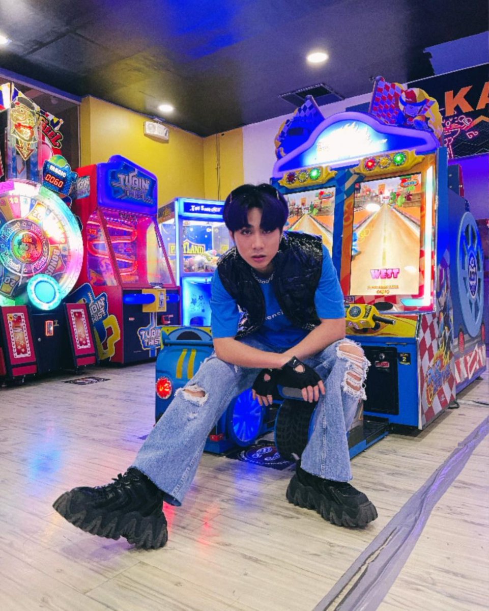 cullenupdates's tweet photo. [SB19 JOSH IG UPDATE]

📸 ranque styling (ig)

@SB19Official #SB19
#SB19_JOSH @JoshCullen_s https://t.co/eqikrhMwtT
