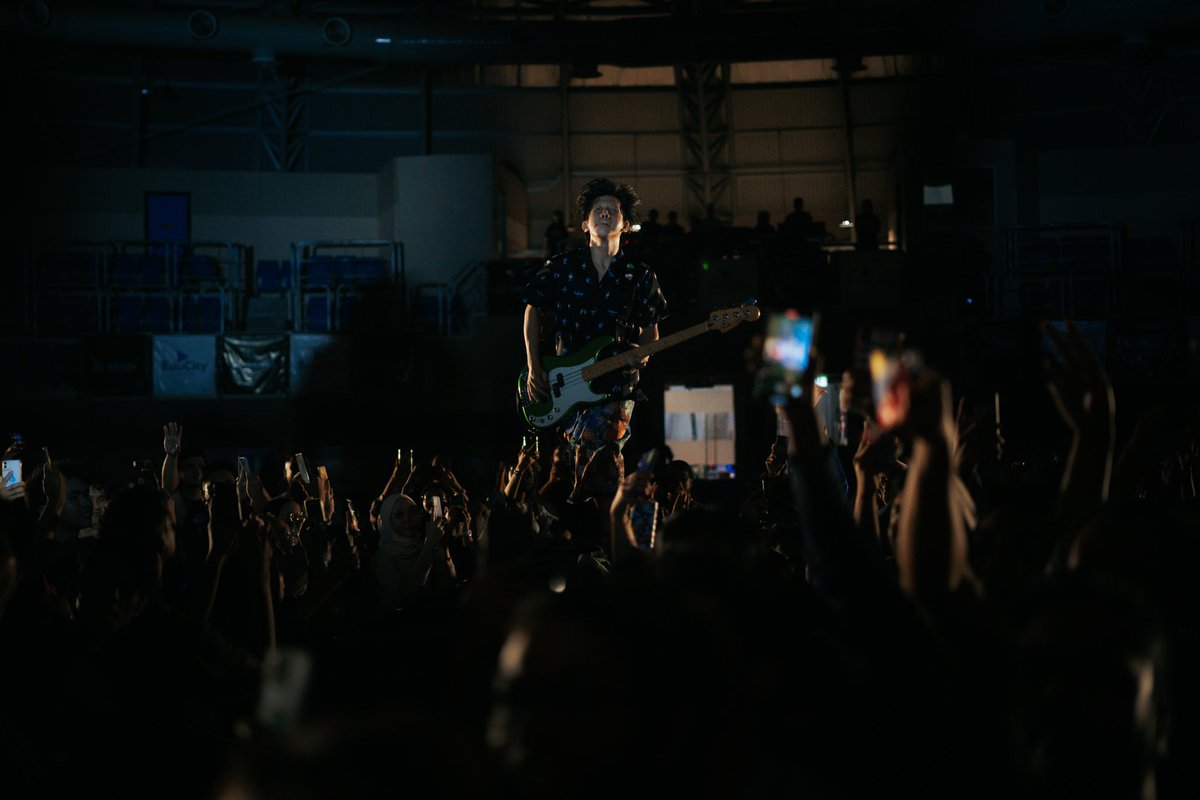 ConcertMoments3's tweet photo. https://t.co/mhsoqoxVol