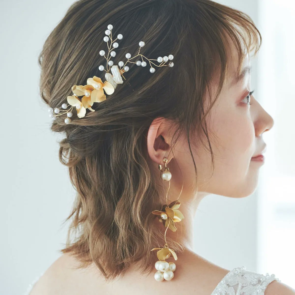 _meryshop_'s tweet photo. < Primavera × MERYshop >
"【Primavera】Poupepe "
お花の周りに、パールを散りばめた繊細で美しいデザインが魅力のヘッドドレス
シニヨンや編みおろしスタイルのトップに合わせて大人可愛いスタイルをお楽しみいただけます💍
#MERYshop #ウエディング #ブライダル
https://t.co/kw8aJbfHvf https://t.co/Mvg7iPnYHT