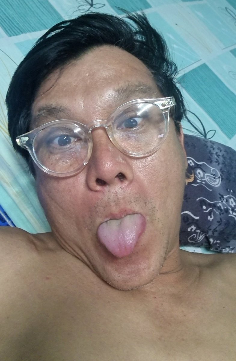 Suwitwilly's tweet photo. แฮ่..... https://t.co/eXA8Owtg2h