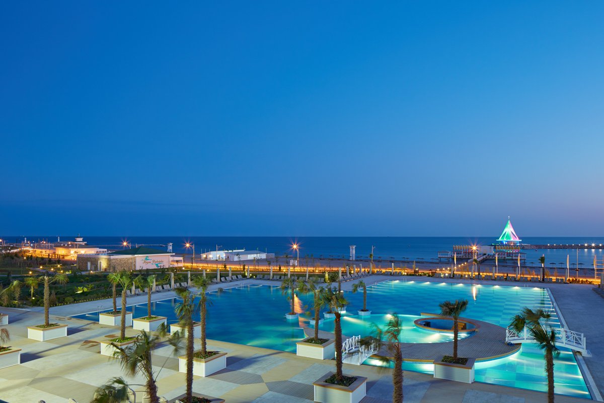 TasarimProje's tweet photo. Project: Yelken Yacht Club
Year Of Completion: 2012
Location: Awaza, Türkmenistan
Scope Of Service: Electrical Project Design
Gross Area: 27.000 m² https://t.co/4FsEOiaV2a