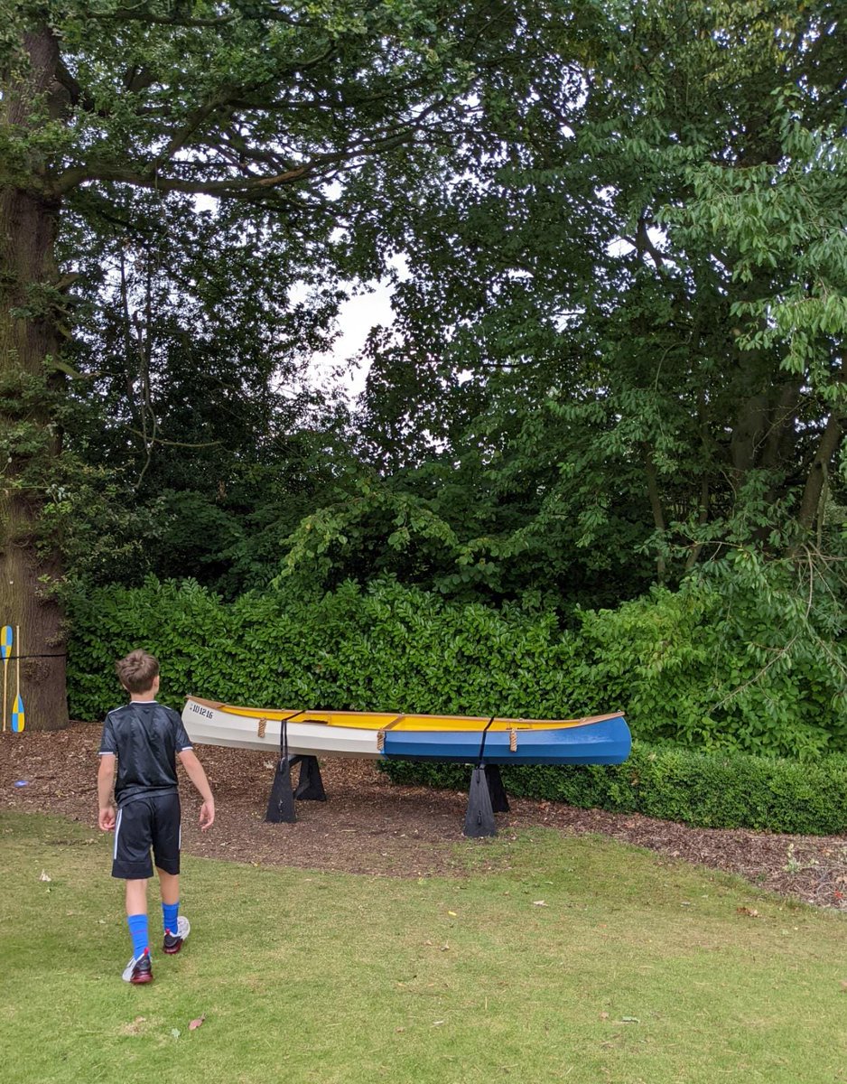 At @MiddlethorpeArt, spot works by <a href="/ameliafrancesw1/">ameliafranceswood</a>  and Christopher Jarratt in the garden, open until next weekend 🌞