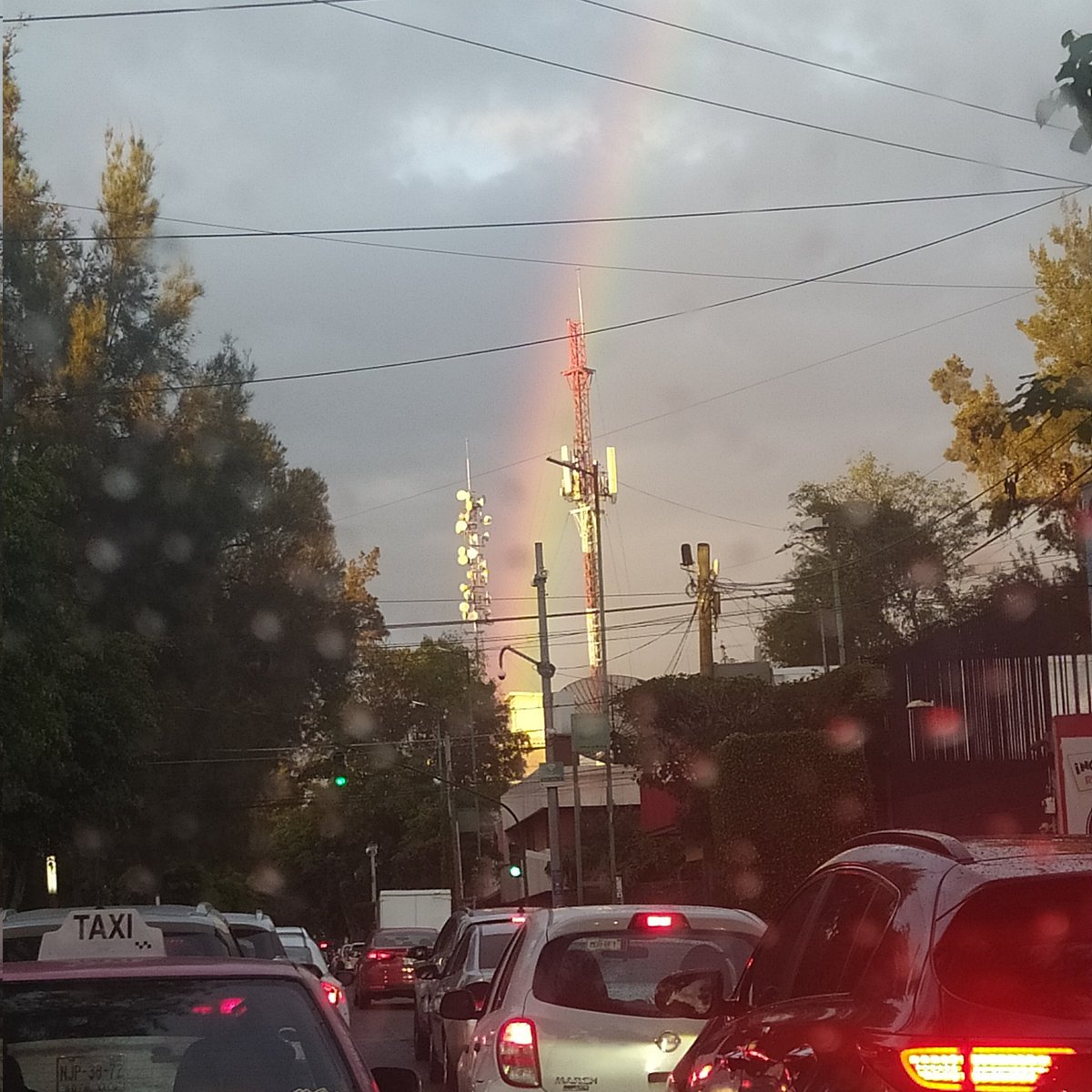 fabrezmor's tweet photo. Una mañana de lunes complicada pero con este hermoso regalo en la Cdmx alcaldía Venustiano Carranza
#amanece @imagenZea @MARLENE_STAHL https://t.co/qOvUa8U57X