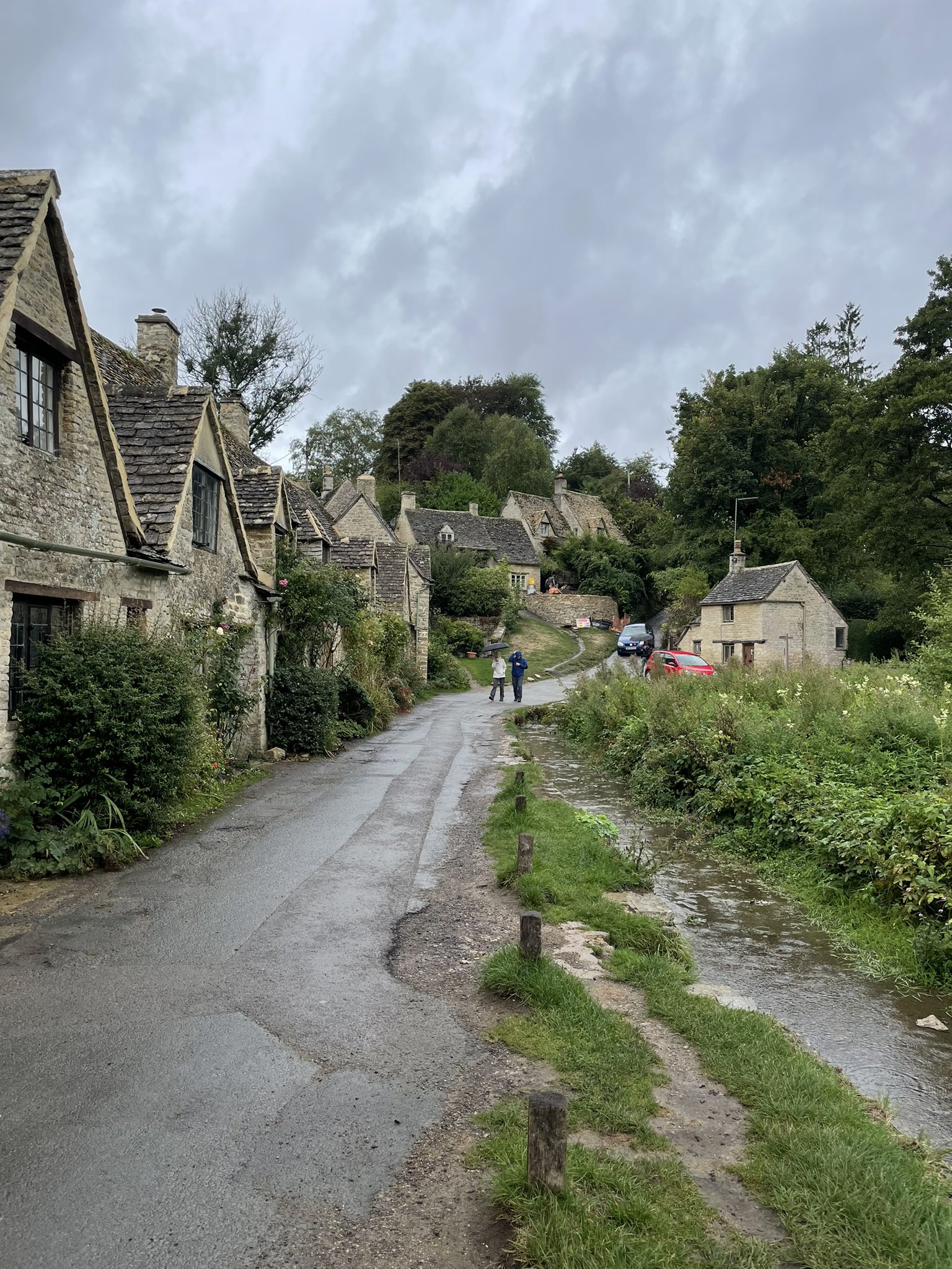 Cotswold Way Association (CotswoldWay) / Twitter