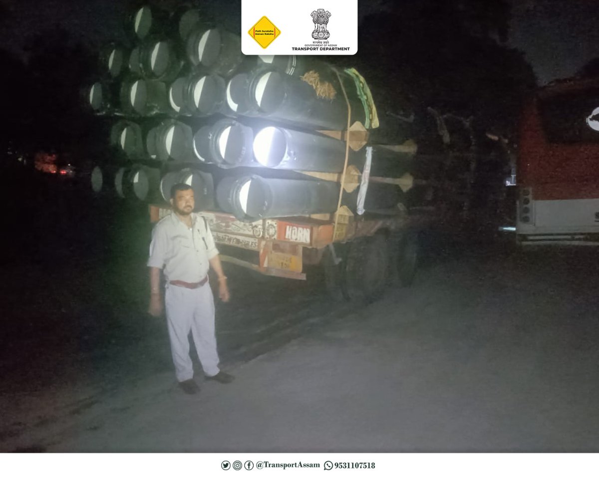 TransportAssam's tweet photo. Transport enforcement officials undertaking drive against overloaded vehicles in NH15 at Darrang district on 5th September.
#donotoverload #enforcementdrive #midnight #darrang #roadsafety #pathsurakshajeevanraksha https://t.co/nPG7aPaAfg