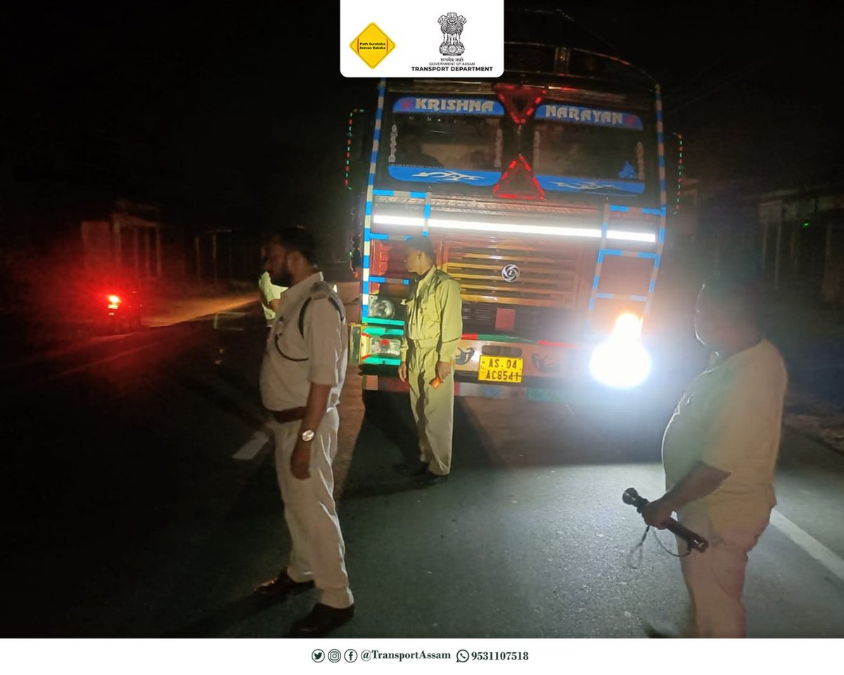 TransportAssam's tweet photo. Transport enforcement officials undertaking drive against overloaded vehicles in NH15 at Darrang district on 5th September.
#donotoverload #enforcementdrive #midnight #darrang #roadsafety #pathsurakshajeevanraksha https://t.co/nPG7aPaAfg