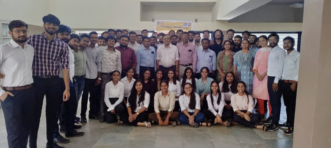 Textile_LDCE's tweet photo. Textile Technology 2022 Batch -Project Presentation Day https://t.co/8IYYarQqiv