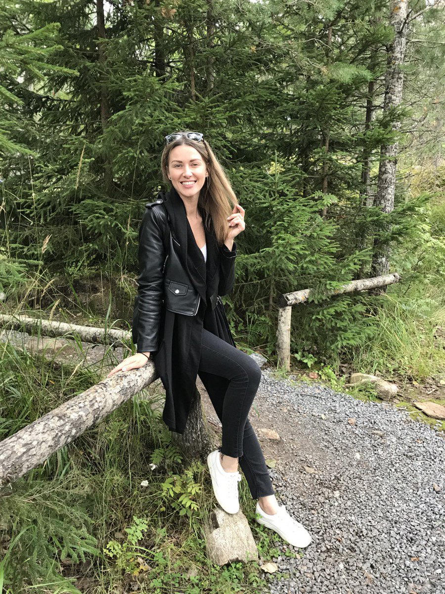 Olga__Alberti's tweet photo. Я люблю природу
#Model #Fashion #Nature https://t.co/PjeoeBrnH5