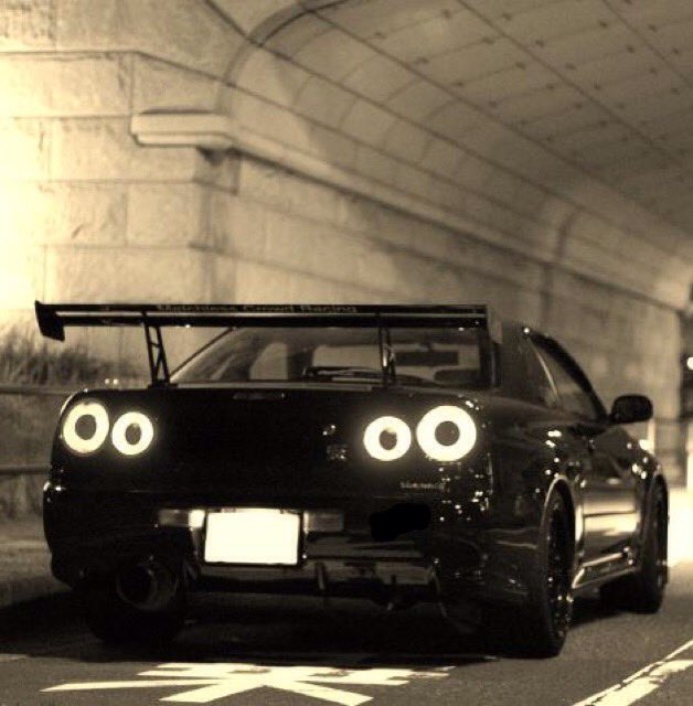 8ball_2525's tweet photo. .
黒の日らしいので、黒い車でw
 #黒の日
 #9月6日
 #日産
 #NISSAN
 #SKYLINE
 #SKYLINEGTR
 #SKYLINE34GTR
 #GTR
 #34GTR
 #R34GTR
 #bnr34 
 #rb26dett
 #vspecii 
 #MCR
 #スカイラインgtr34 https://t.co/DsPXJQO3h8