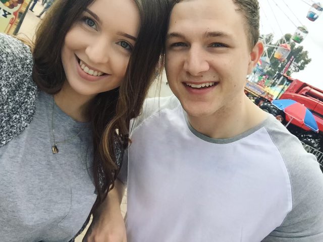 joshharveyhypr's tweet photo. Same spot, 6 years of difference 🎡 Great to have the show back and have our extra +1 now able to enjoy it. https://t.co/OZs4znugN1
