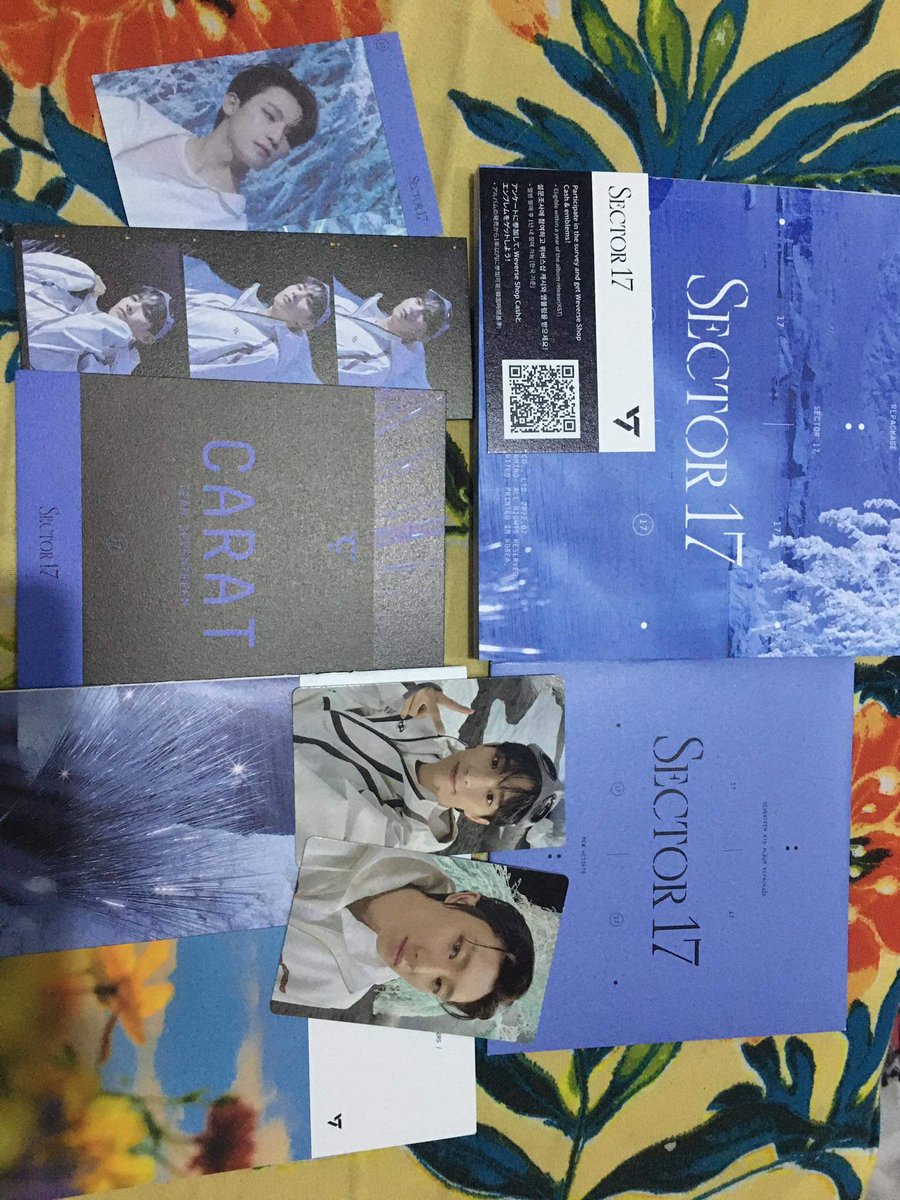 LinzyHernandez's tweet photo. Hello po thank you po nakauwi na ang first sealed album ko and ang popogi din ng dumating ❤❤😭😭 @wooziwallet https://t.co/9e5ENpaTyB