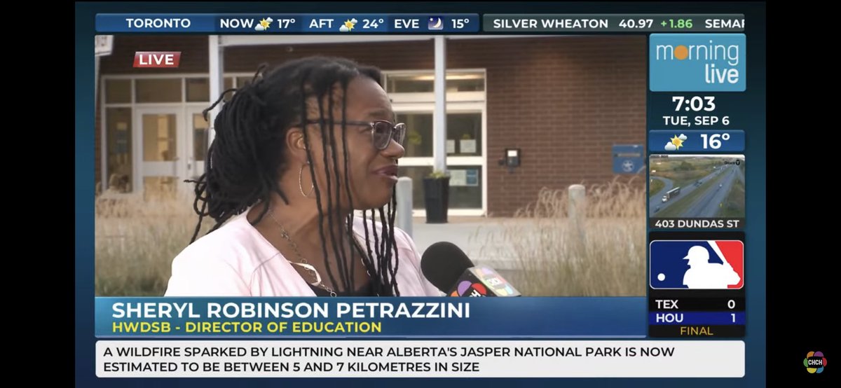ShawnMcKillop's tweet photo. Watching @Director_HWDSB on @morninglive share words of encouragement to others as she herself celebrates her #firstdayHWDSB!
Happy #OntEdFirstDay π π π https://t.co/JcjFOh47bM