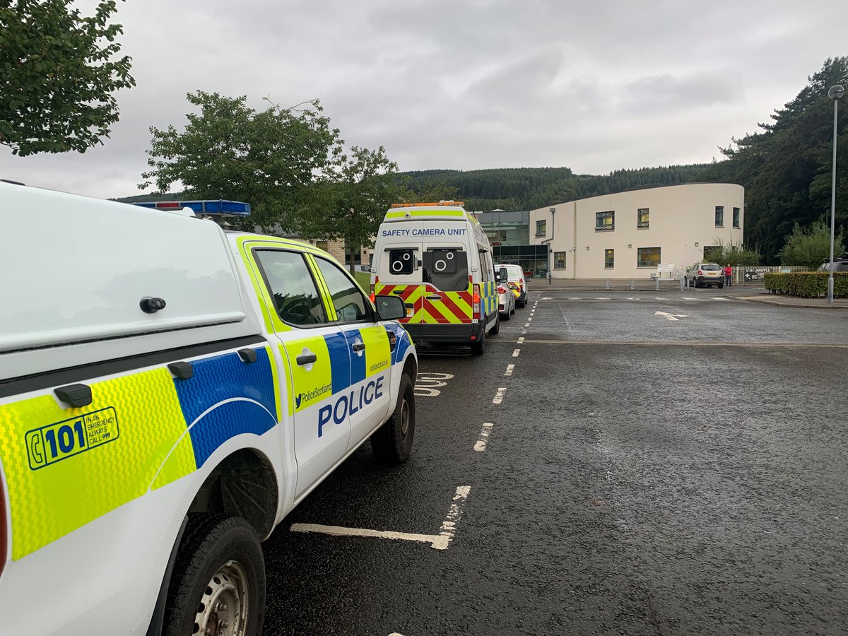 PSOSNAyrshire's tweet photo. Sgt Cochrane and officers from Arran LPT have joined @fire_scot and @North_Ayrshire at @arranhigh providing inputs to pupils re road safety and what work will be carried out in the community #jointapproach https://t.co/gYJYOc56RA