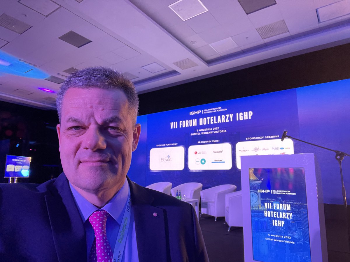 MarkusLuthe's tweet photo. Looking forward to the meeting wirh my Polish colleagues today at the occasion of the 7th #IGHP Congress at Sofitel Victoria Warsaw, where I will present the #classification of the #HotelstarsUnion! ⭐️⭐️⭐️⭐️⭐️ https://t.co/FidEf6IWjP