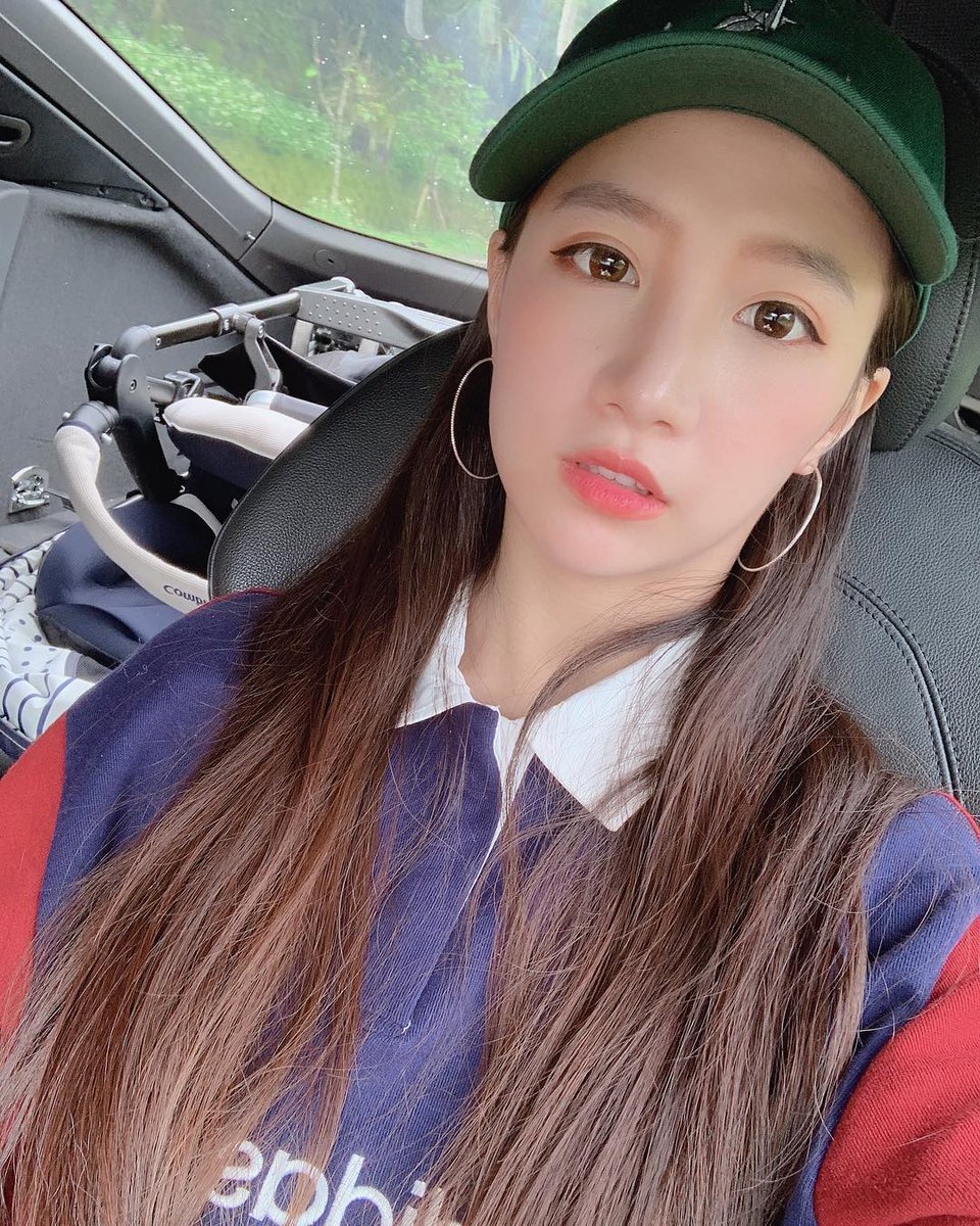 I'm willing to we can become a butterfly, even if only survival was enough in the summer. I have obtained happiness in this than broadThere are more.