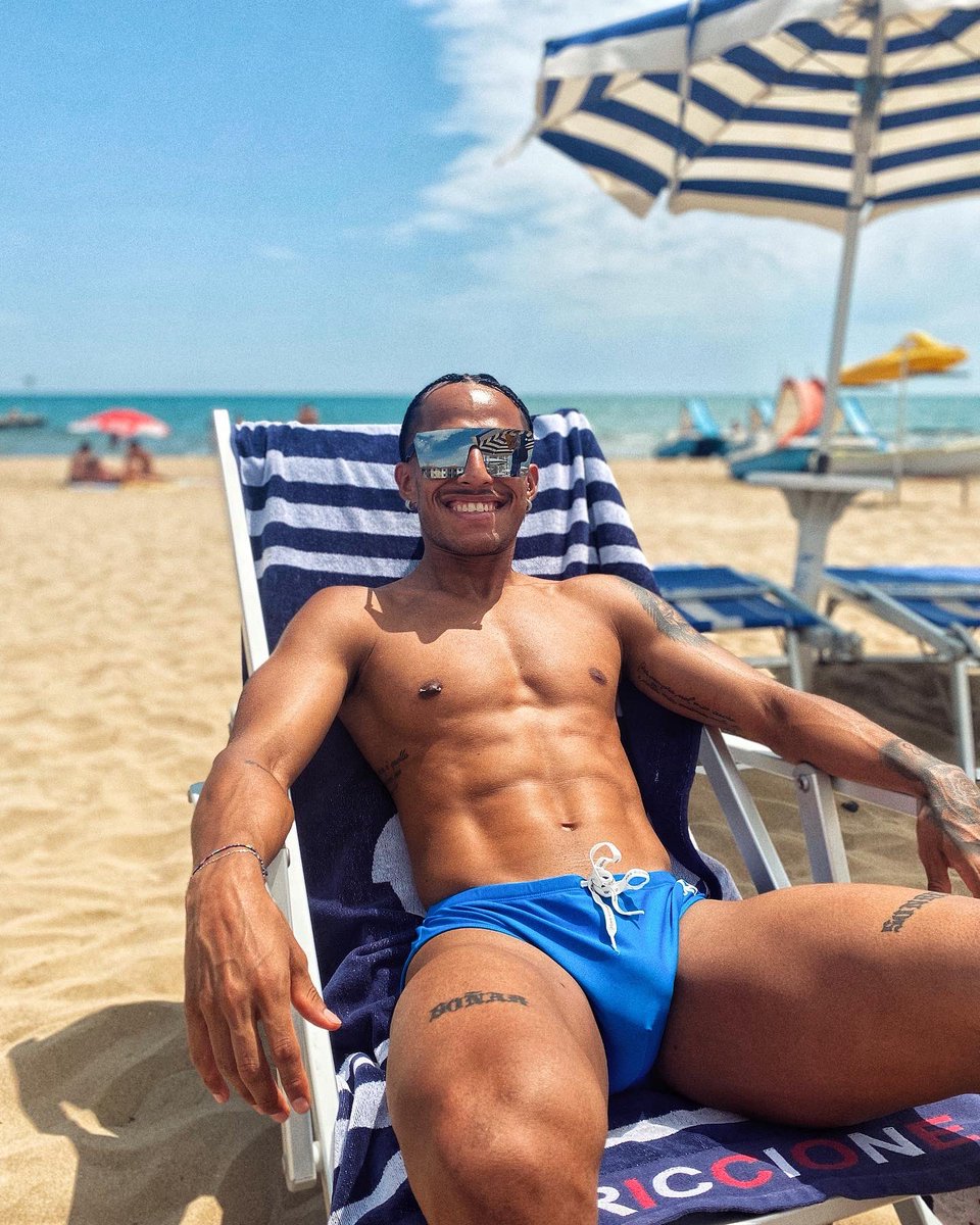 KevinVaras17's tweet photo. La sonrisa del negrito 😎⛱ https://t.co/egu5ABiQBP
