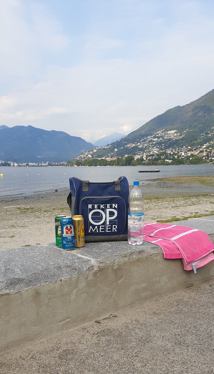 Reken <a href="/Opmeerbv/">Opmeer papier pixels projecten</a> in het subtropische #Ticino #Zwitserland. De koeltas komt goed van pas! 🌞