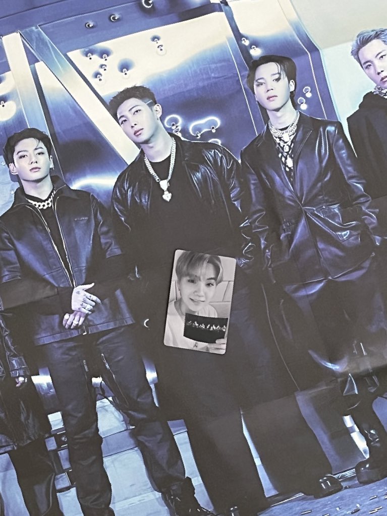 vantepapier's tweet photo. wts lfb ph

proof standard suga rpc + poster

400php

need funds!
loc las piñas
mop gcash
mod j&amp;t / sdd lalamove 

helping tags jungkook taehyung jimin jhope suga rm jin pc ph https://t.co/eJvv8icIvp