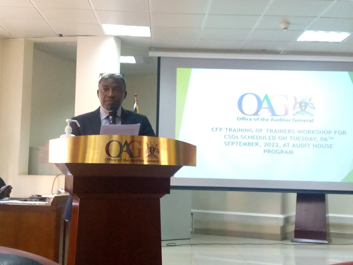 MIRAC2Albertine's tweet photo. Through the #CFP, Concerned citizens can provide information to the government through the @OAG_Uganda for #betterServiceDelivery in the Society. Ass. AG Katerega.
@CSBAGUGANDA @Accu_Ug @giz_gmbh https://t.co/zYuBxSL6qe