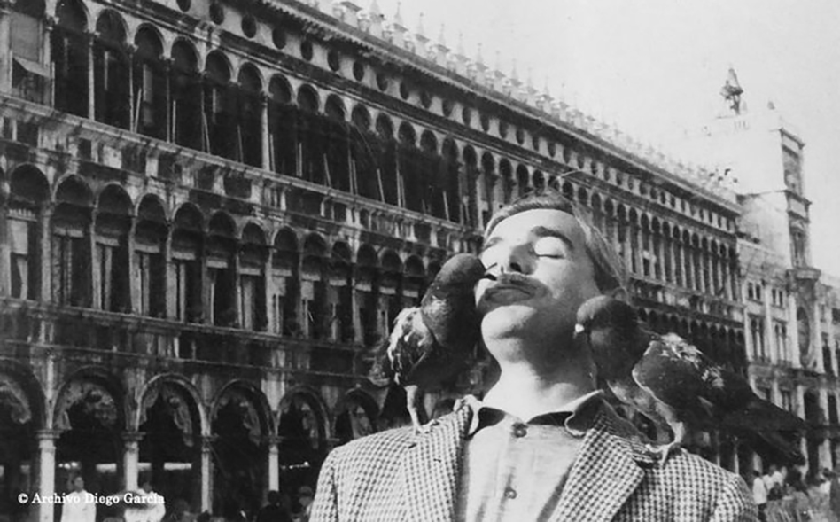 Defensa de tesis doctoral👇

Mireia Varela
«“Decir” de Jomí García Ascot» #jonígarcíaascot

Dirección: José Ramón López

🗓️ Viernes 9 de septiembre, 2022
🕥10 h
👨‍💻 Sala d’Actes (B7/1056) @LletresUAB