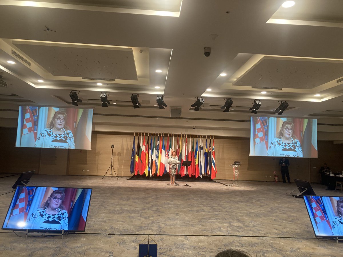 EMSA_EU's tweet photo. “Coast guard functions are an indispensable component of the maritime security upon which our European Union depends.” Our ED Maja Markovčić Kostelac at the #ECGFF Plenary in #Split today https://t.co/o4p3EPPxwK