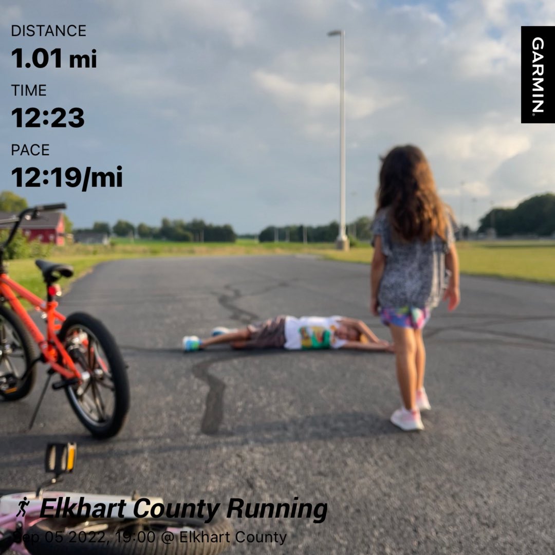 joaseash's tweet photo. 1 mile run tonight with Vaughn while Grayson and Wrenn biked as you can see vaughn was done haha #running #run #futurerunner #keepshowingup #joaseash #stravarunner #stravarun https://t.co/xlX57TGNHV