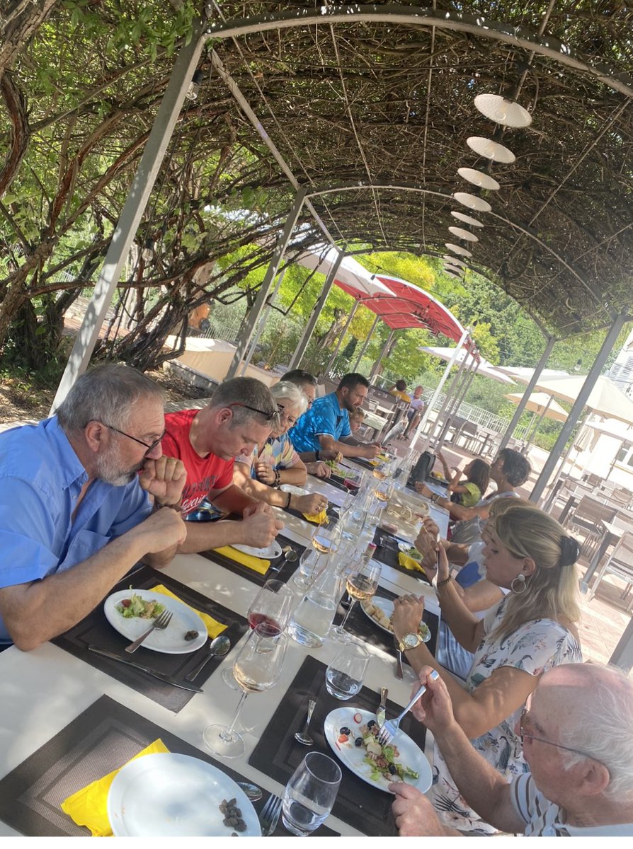 🏁Top départ depuis hier des séjours répit "Parenthèse" à Peymeinade pour les sinistrés des vallées !

Objectifs : leur faire profiter des derniers souffles de l'été 🌞 et prendre soin d'eux 🫂 avec des ateliers bien-être proposés par Prévazur !

#repit #association #séjours