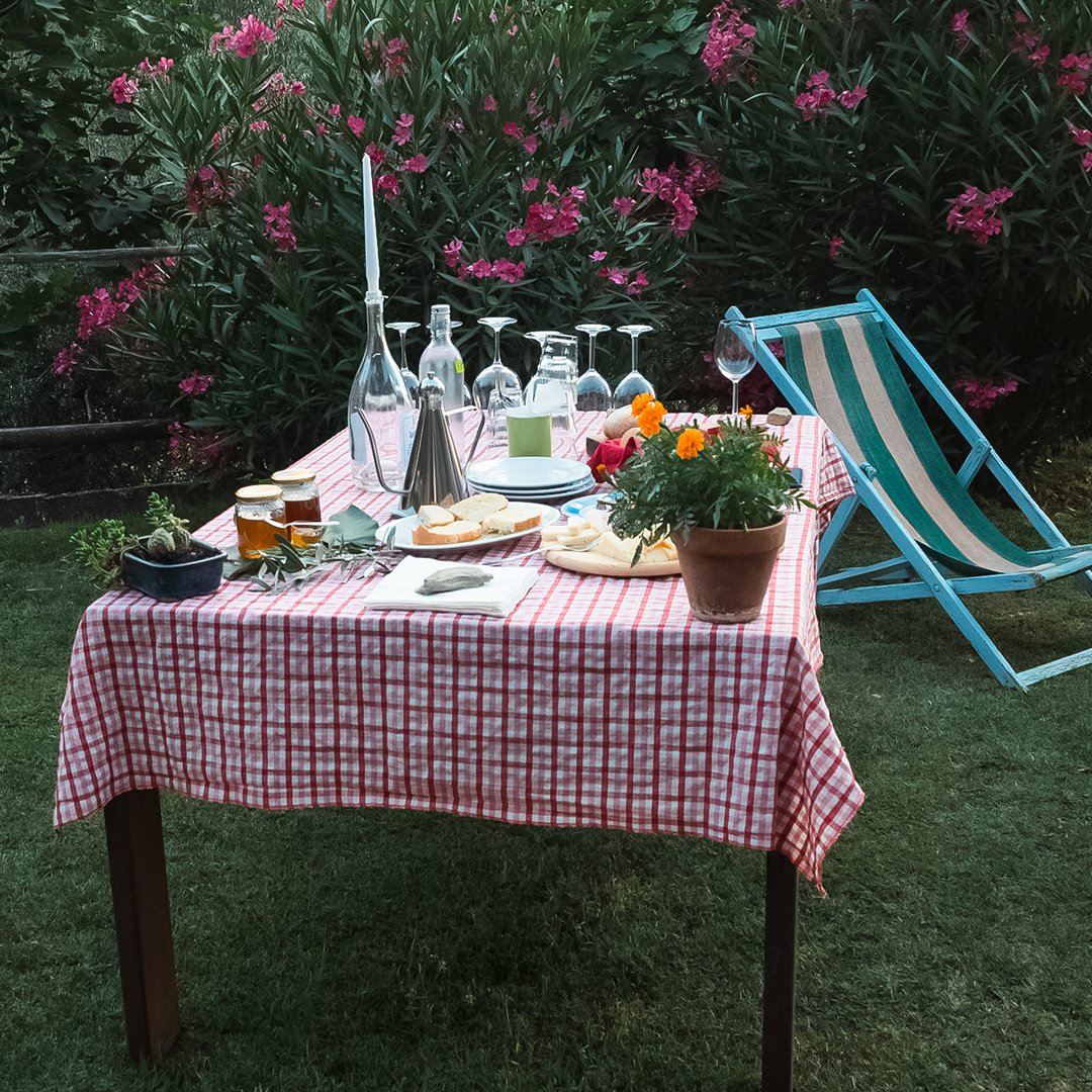 ag_lafonte's tweet photo. Ogni degustazione @ag_lafonte prevede: la preparazione attenta di tutti i dettagli, l'attesa... e infine il piacere di parlare e degustare ottimi vini locali!
#lafonteagriturismo #agriturismolafonte #umbria #perugia #visitperugia #visitumbria #visititaly #estate2022 #agriturismo https://t.co/lK0C3fOQd1